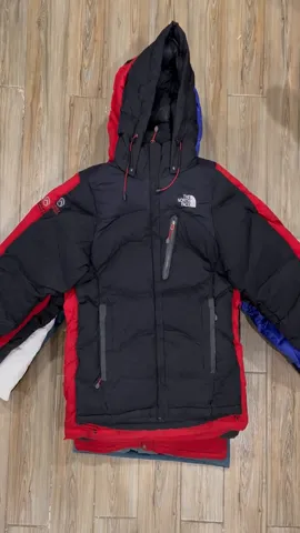 Branded The North Face Puffer Jackets - 20 Pieces